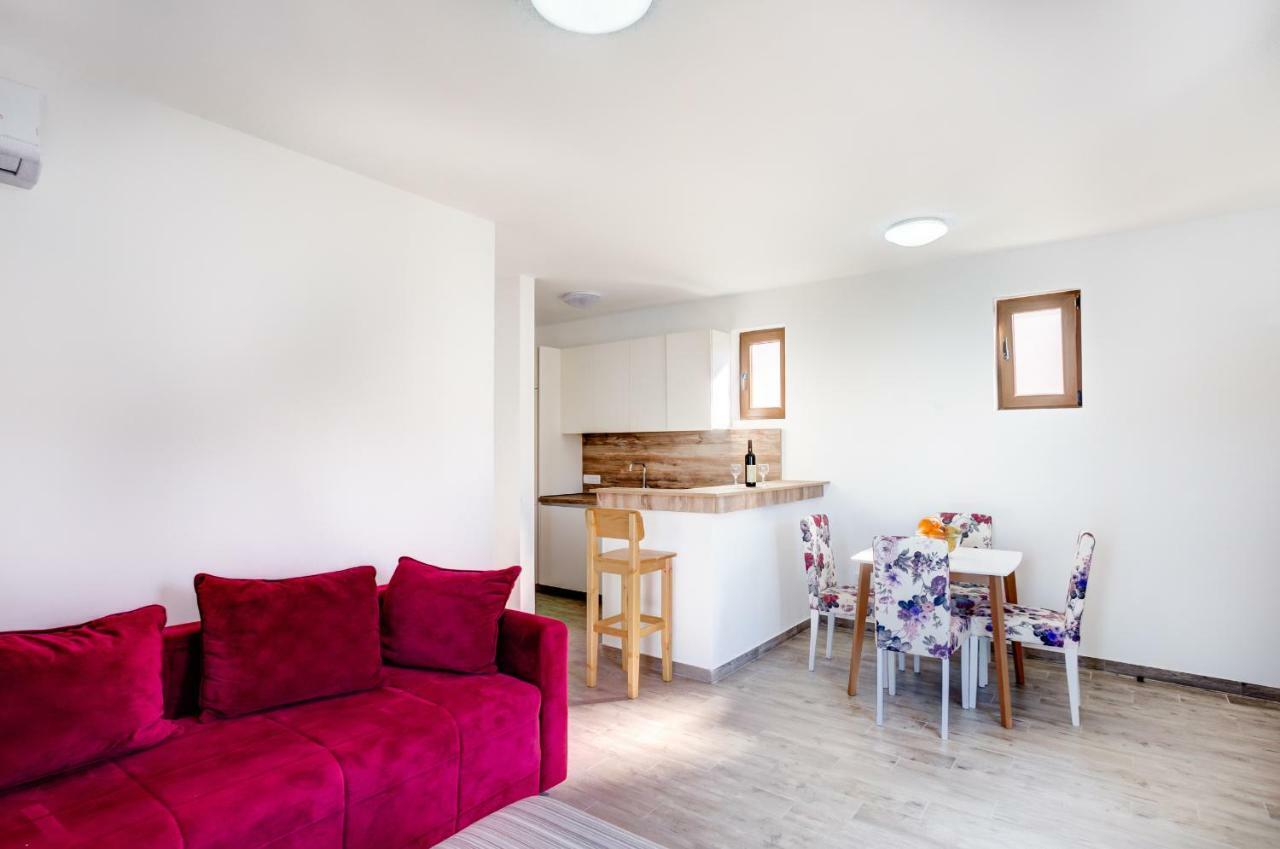 Mima Apartments Sveti Stefan Kültér fotó